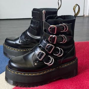 DR. MARTENS JADON MAX HARDWARE LEATHER PLATFORM BOOTS